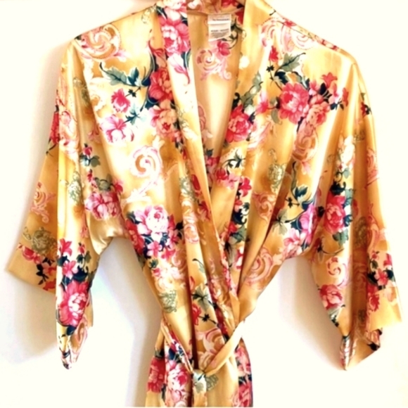 (S/M)🌟⚘️Golden Floral Kimono Robe⚘️🌟 - Picture 1 of 4